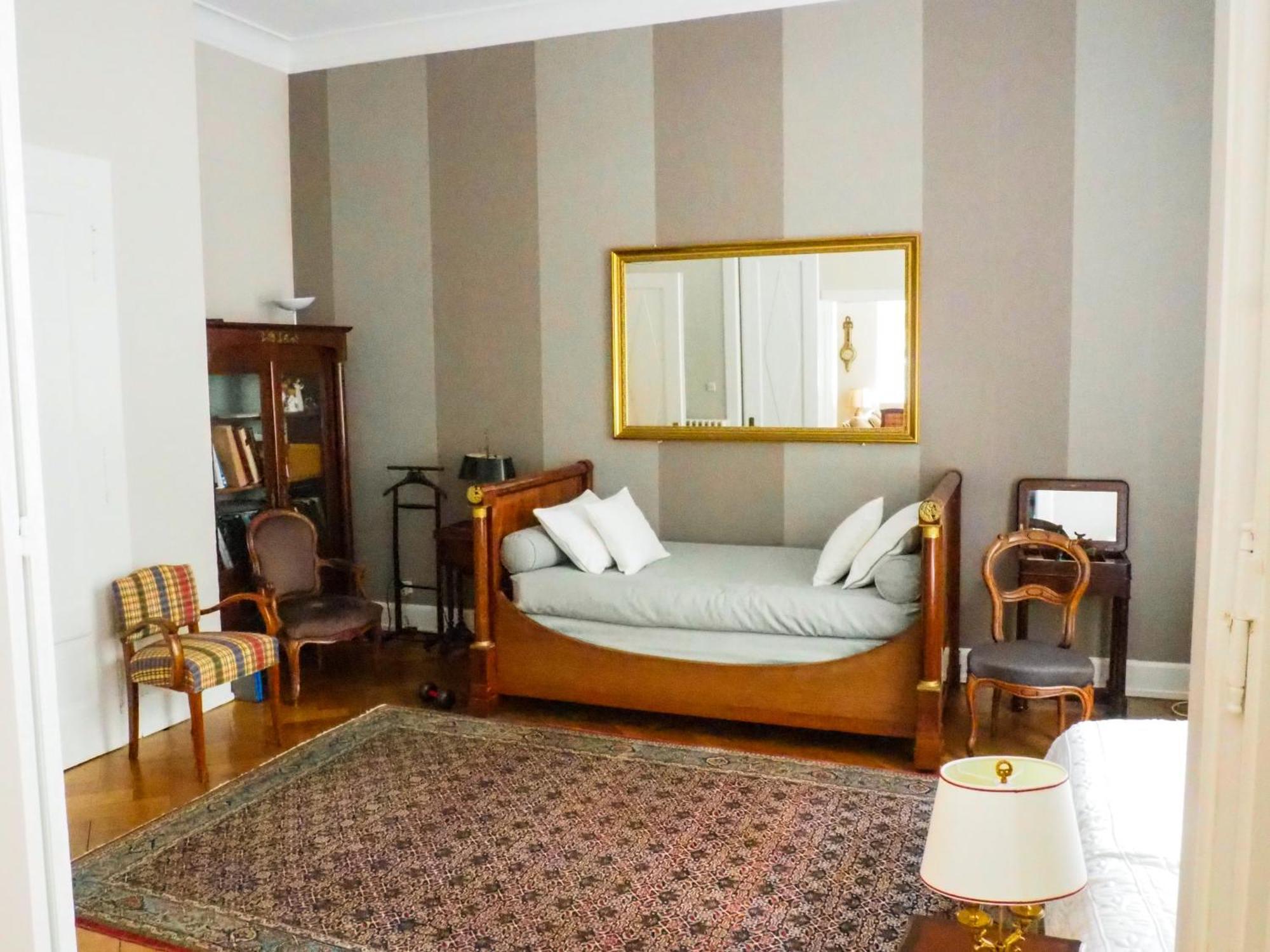 Apartment De Standing 200m² *