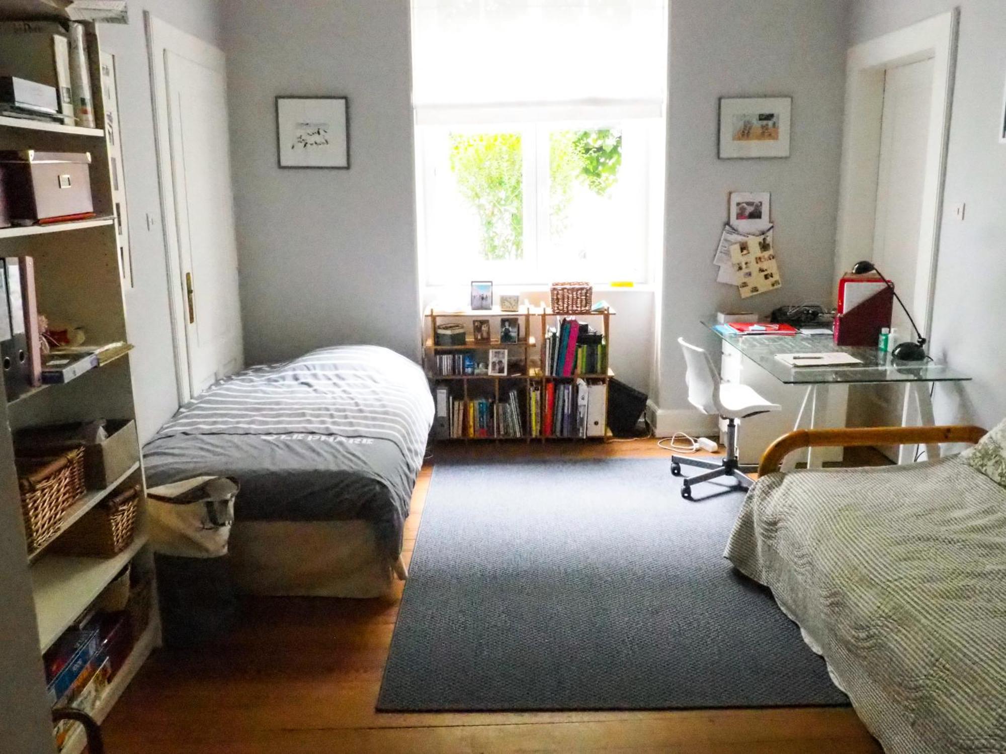 De Standing 200m² Apartment