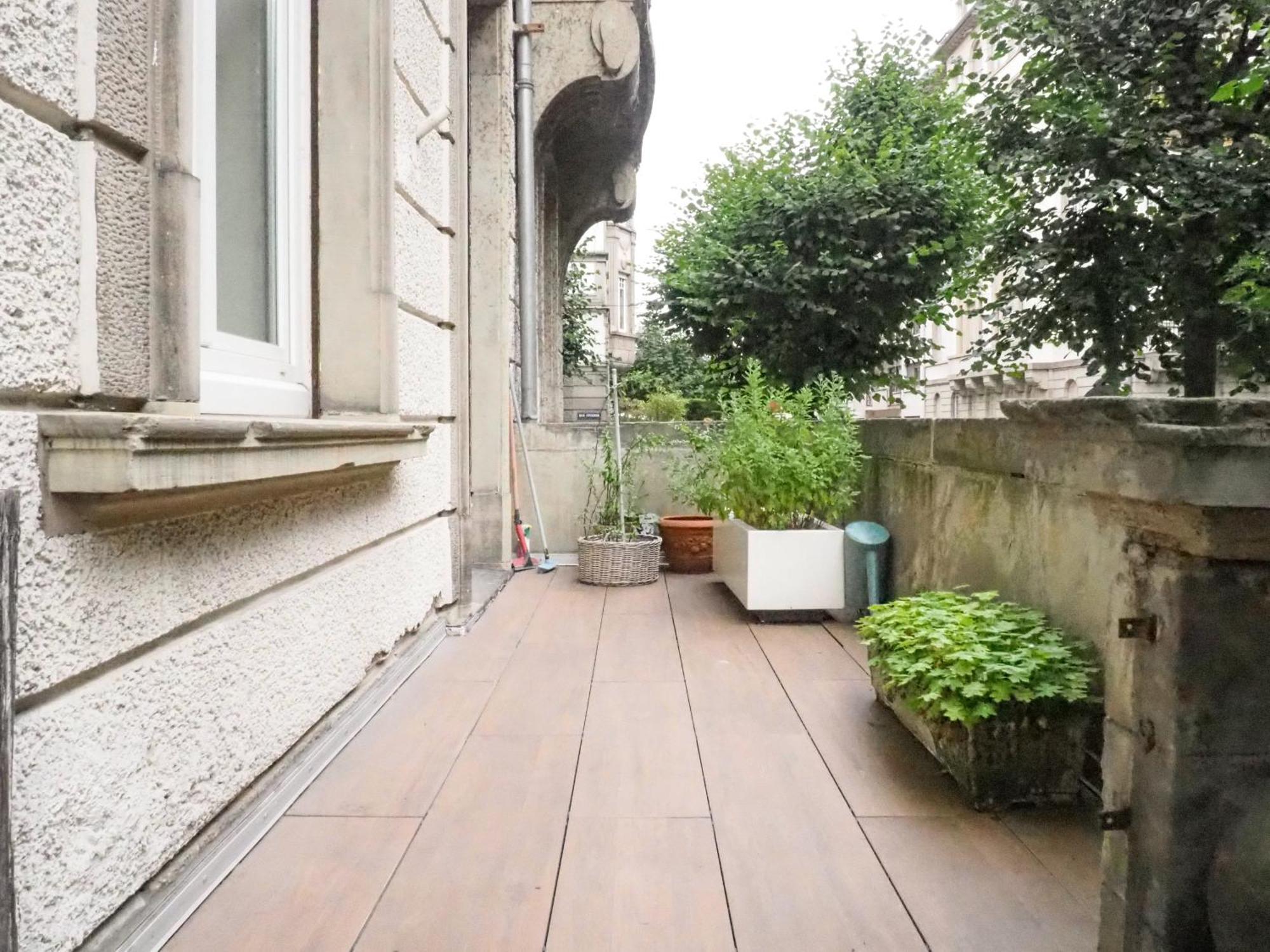 De Standing 200m² Appartement Straatsburg